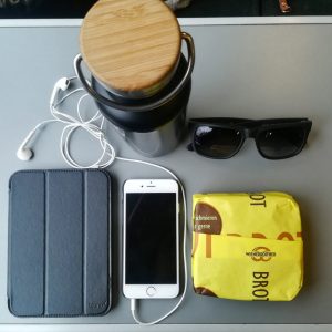 Train travel essentials für die Zugfahrt